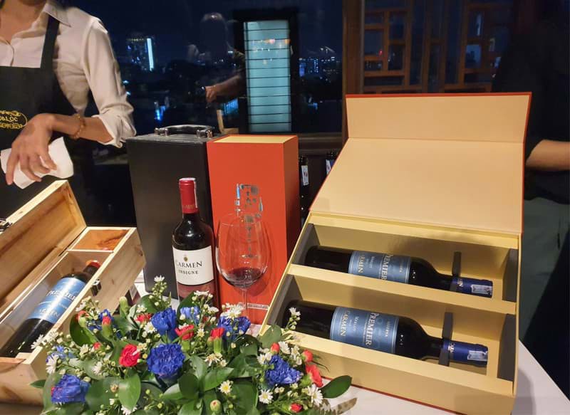 Hộp rượu vang giấy - Tết 2021 3 Hộp rượu vang giấy - Tết 2021