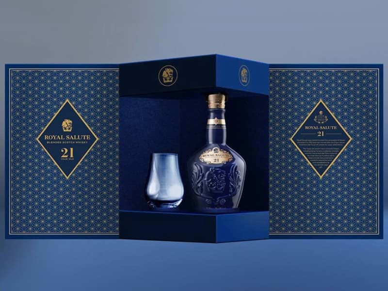 Chivas 21 năm - Hộp quà tết 2025 4 Chivas 21 năm - Hộp quà tết 2025