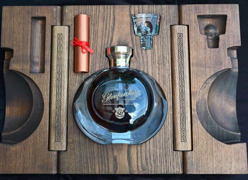 Rượu Glenfarclas 50 năm Decanter 2 Rượu Glenfarclas 50 năm Decanter