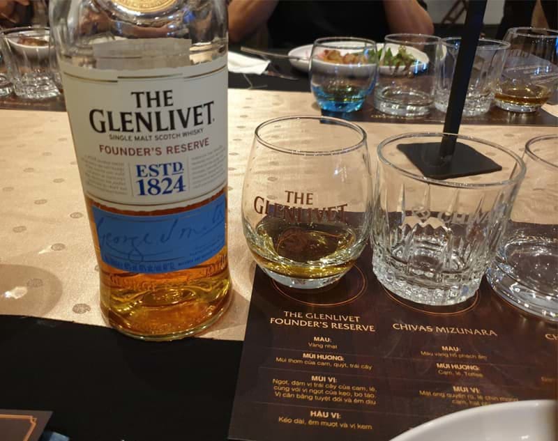 Rượu Glenlivet Founder's Reserve 2 Rượu Glenlivet Founder's Reserve