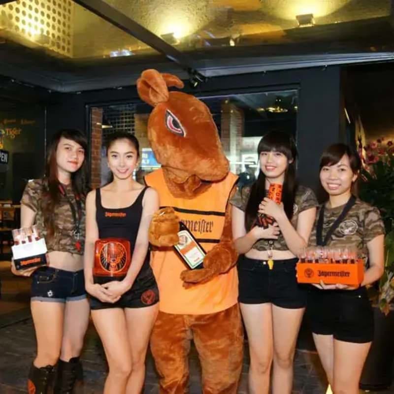 Rượu thảo mộc Jagermeister 1 lít 4 Rượu thảo mộc Jagermeister 1 lít