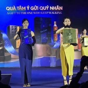 Johnnie Walker Blue - Hộp quà Tết 2026 3 Johnnie Walker Blue - Hộp quà Tết 2026